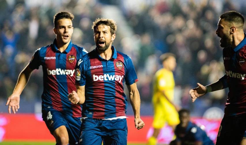 Levante-FC Barcelona 21:30 10.01.19